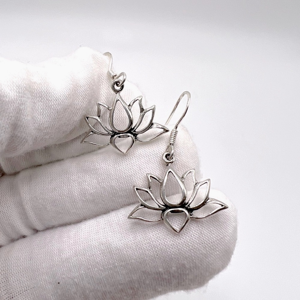 .925 Sterling Silver Dangle Lotus Flower Earrings